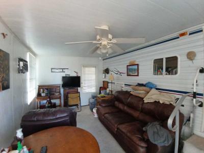 Photo 2 of 8 of home located at 10112 SW 37th Way, Lot 41 Okeechobee, FL 34974