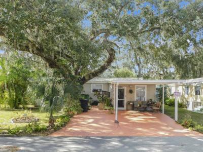 Mobile Home at 3823 Oakcrest Lane Zephyrhills, FL 33541