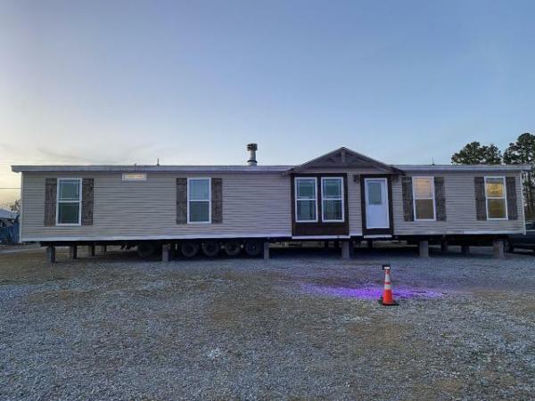 Photo 1 of 2 of home located at Mike Sells Homes 4241 Us Hwy 280, Harpersville, AL 35078