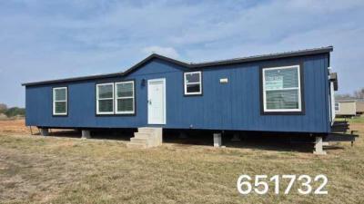 Mobile Home at Oak Creek Home Center 20305 Interstate 35 S Lytle, TX 78052