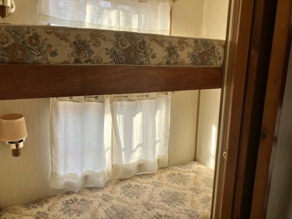 1989 Mobile Home