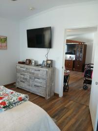 2005 Champion RAP1652H21083 Mobile Home