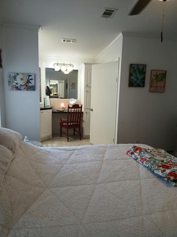 2005 Champion RAP1652H21083 Mobile Home