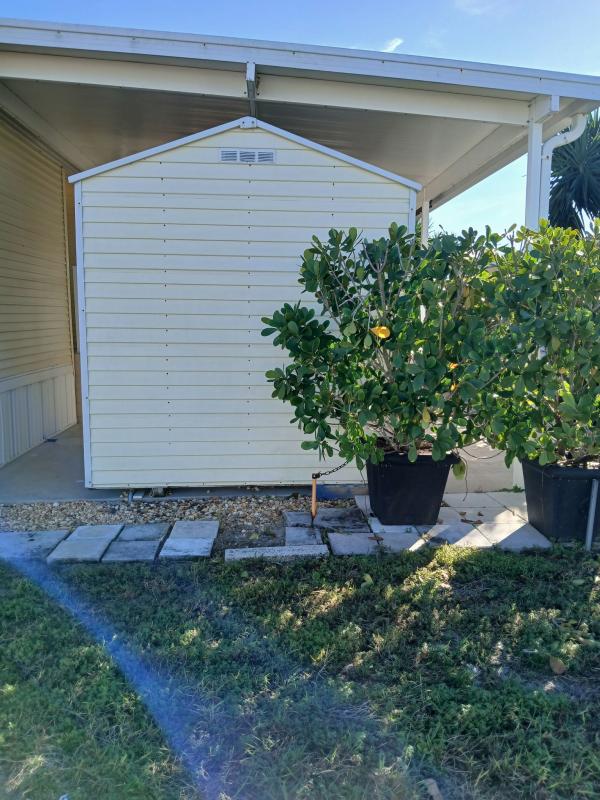 2005 Champion RAP1652H21083 Mobile Home