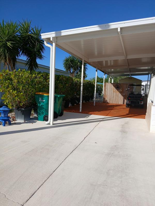 2005 Champion RAP1652H21083 Mobile Home