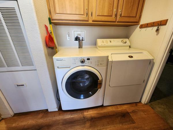 1999 CAVCO Mobile Home