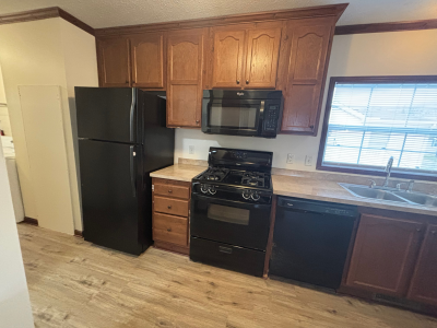 Photo 3 of 12 of home located at 9804 Bellcrest Blvd Fenton, MI 48430