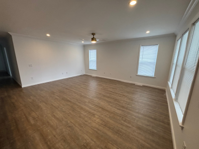 Photo 5 of 14 of home located at 9905 Macbeth St Fenton, MI 48430