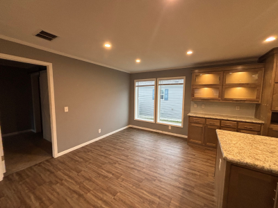 Photo 4 of 14 of home located at 6270 Romantics Way Fenton, MI 48430