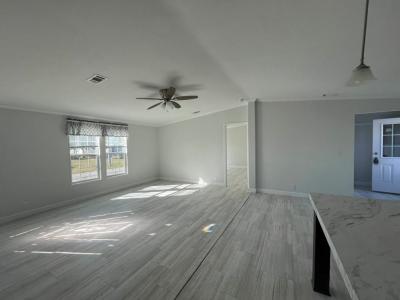 Photo 2 of 21 of home located at 55 Eland Drive #055 North Fort Myers, FL 33917