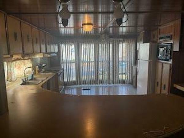 1972 WIND Mobile Home For Sale