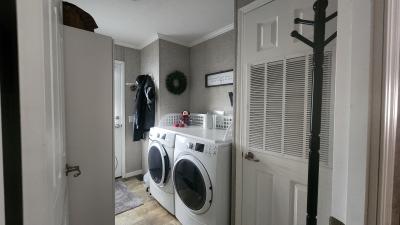 Photo 4 of 10 of home located at 162 E St SW Navarre, OH 44662