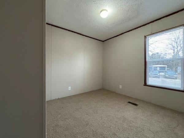 2014 Clayton-Crest Homes - Wakarusa 95PLS16663AH14 Mobile Home