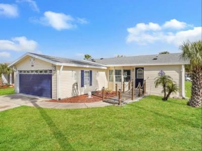 Photo 3 of 20 of home located at 5500 La Serenidad Lane Elkton, FL 32033