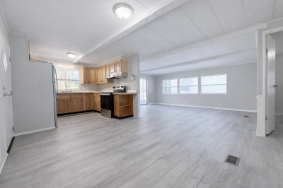 Photo 5 of 14 of home located at 8370 W. Verona Ln. Homosassa, FL 34448