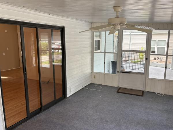 1988 Fleetwood 2 Mobile Home