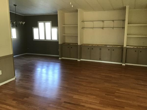 1986 Fleetwood 2 Mobile Home