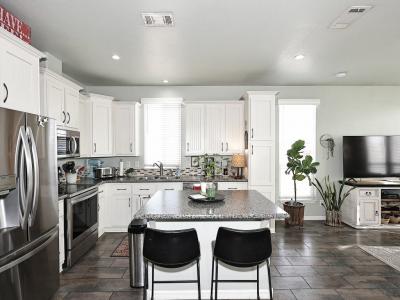 Photo 2 of 20 of home located at 8865 East Baseline Rd Lot 0450 Mesa, AZ 85209