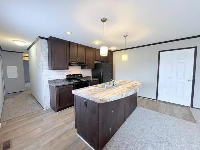 Photo 5 of 21 of home located at 10694  East St Rt 762, #51 #51M Lockbourne, OH 43137