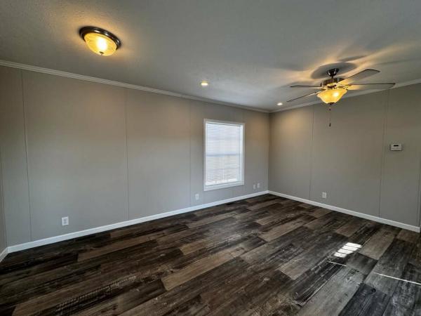 2022 Skyline - Sugar Creek Mobile Home