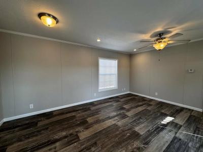 Photo 4 of 14 of home located at 10610 East St Rt 762 #149 #149B Lockbourne, OH 43137