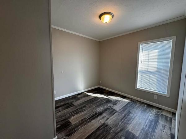 2022 Skyline - Sugar Creek Mobile Home