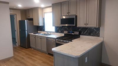 Mobile Home at 38082 Verona Dr Clinton Township, MI 48036
