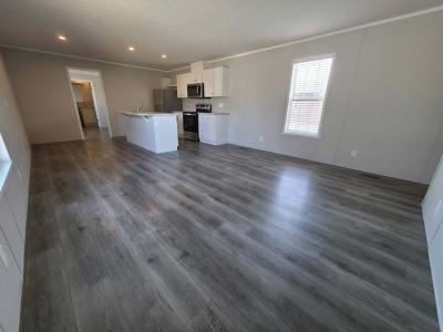 Photo 5 of 26 of home located at 1404 W Commodore #173 Lincoln, NE 68522