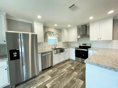 Photo 5 of 20 of home located at 10893 SW 30th Ave Ocala, FL 34476