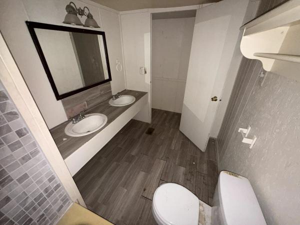 1972 Peerless Mobile Home