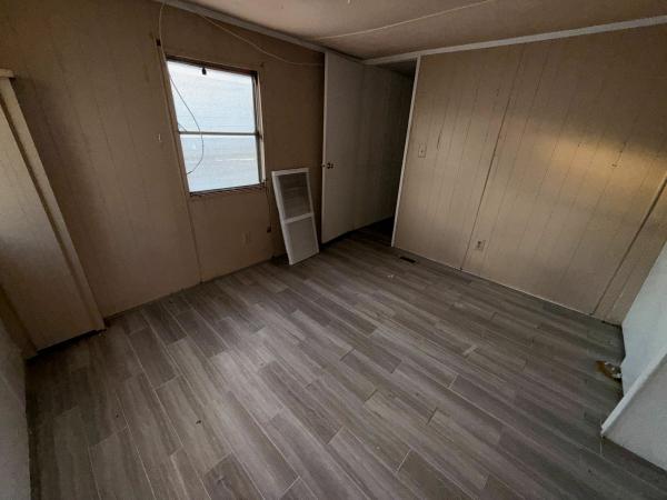 1972 Peerless Mobile Home