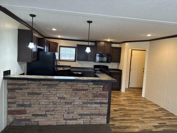 2017 ADVENTURE MOJAVE 2844-1  Home