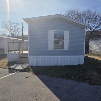 Photo 3 of 12 of home located at 7803 St Andrews Church Rd.#0013 Louisville, KY 40214