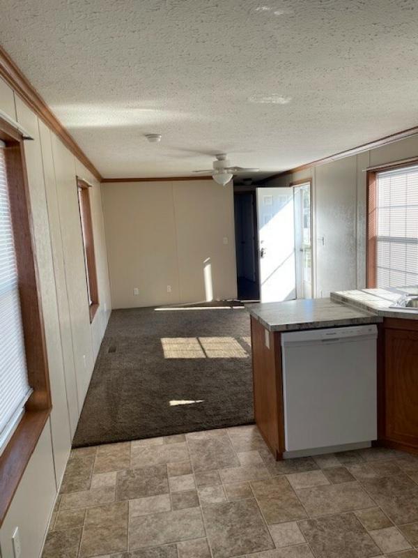 2015 Adventure 1662U  Home