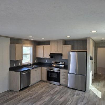 Photo 5 of 8 of home located at 7803 St Andrews Church Rd.#0026 Louisville, KY 40214