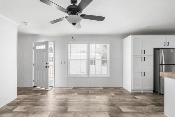 2026 REDMAN NORTHWOOD SW 18 122RENW- 1666H22193  Home