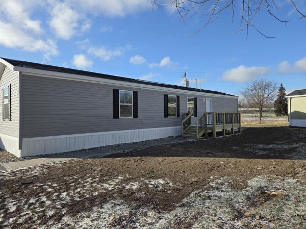 2026 Clayton  Middlebury 43 81NNH16663AH26  Home