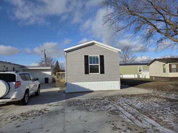 2026 Clayton  Middlebury 43 81NNH16663AH26  Home