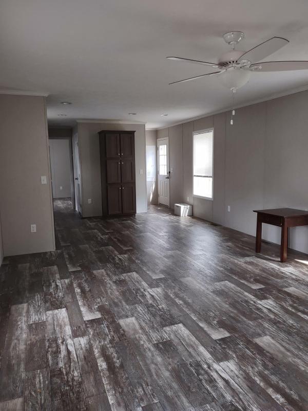 2022 Clayton/Marlette - 56GEM16663BH22 Sapphire  Home