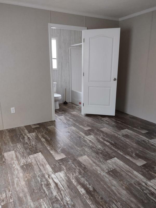 2022 Clayton/Marlette - 56GEM16663BH22 Sapphire  Home