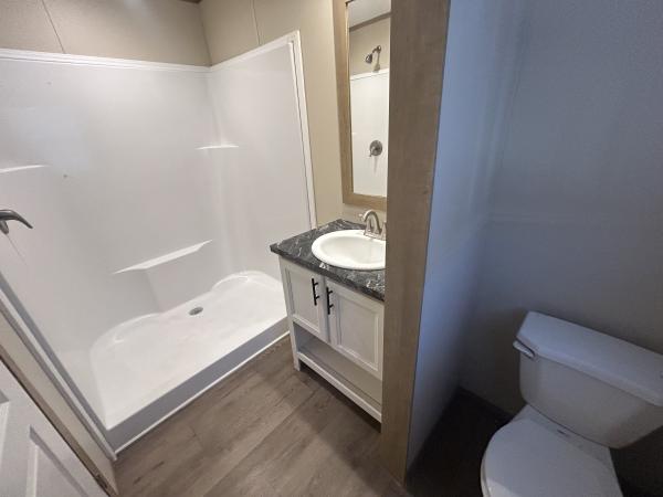 2022 76CEJ16663AH22  Home