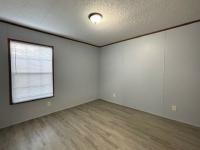 2018 LH168032AF  Home