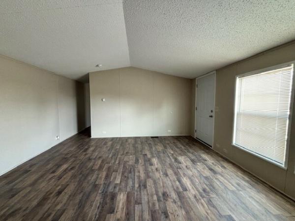 2016  Mobile Home For Sale