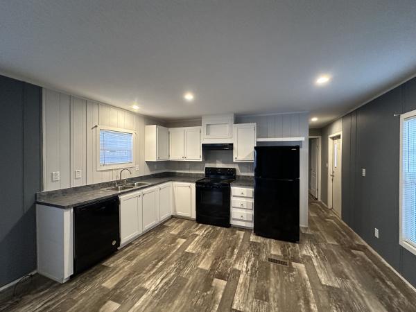 2022  Mobile Home For Sale