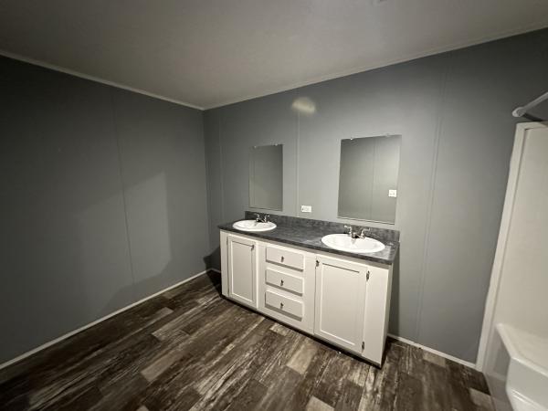 2022 1676210HRN  Home