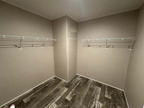 2022 1676210HRN  Home