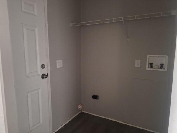 2019 MOJAVE 6763H  Home