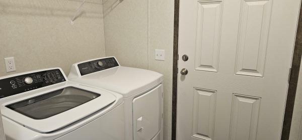 2023 Clayton Pulse 5616-708  Home