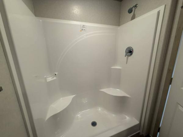 2025 Clayton 5616-4200 Adrenaline  Home