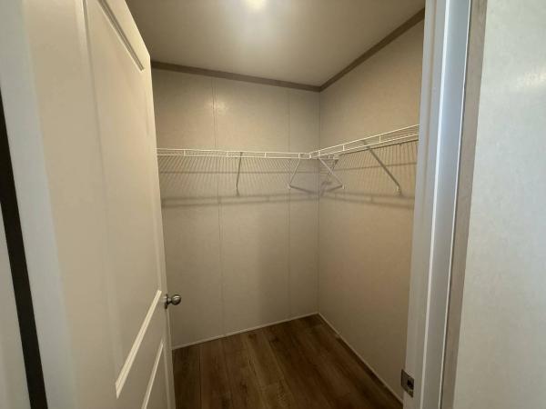 2025 Clayton 5616-4200 Adrenaline  Home